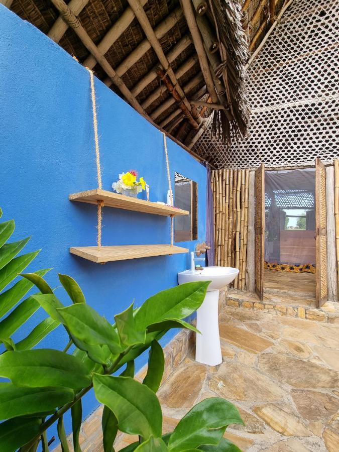 Pangani Cliffs Lodge Buitenkant foto