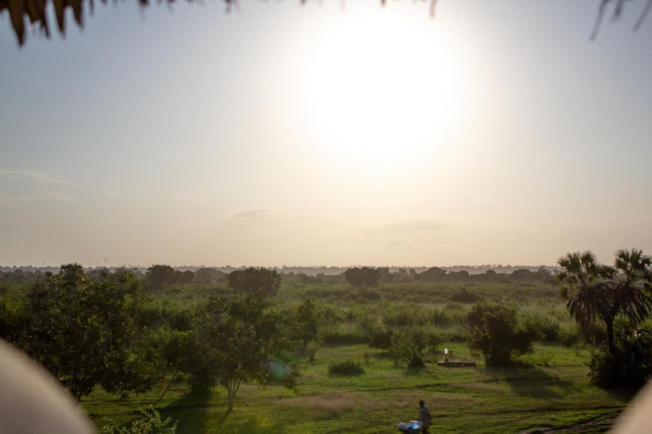 Pangani Cliffs Lodge Buitenkant foto