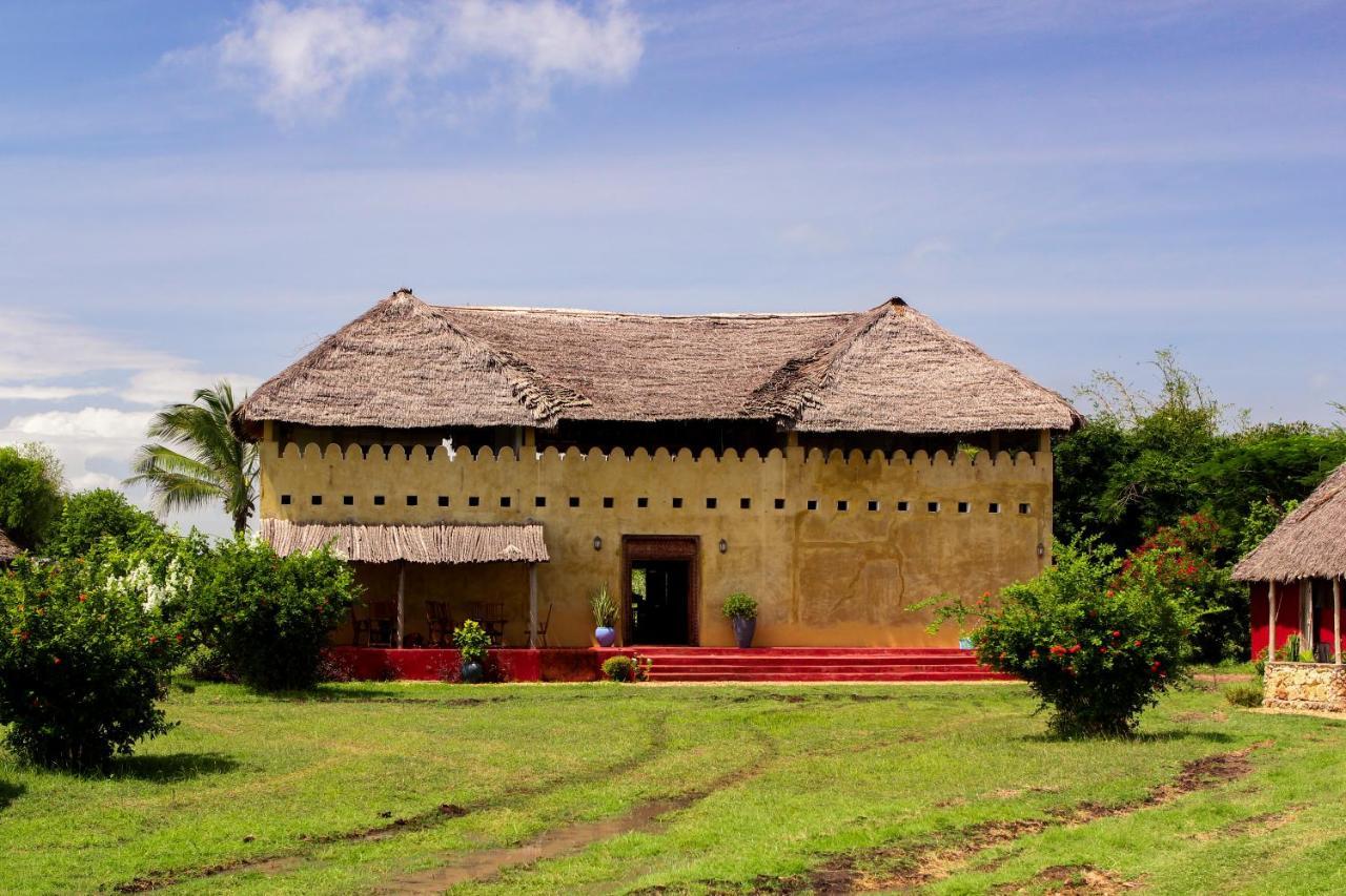 Pangani Cliffs Lodge Buitenkant foto